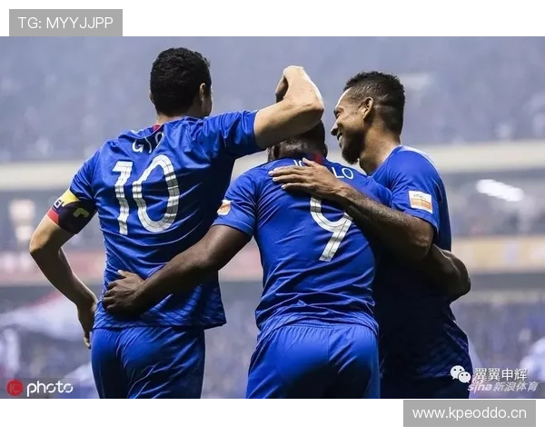 上海申花中场控制有限，比赛主导力不足问题逐步反映在赛季走势中