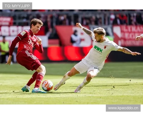 拜仁战术困局：高层矛盾凸显危机，内部分歧能否拖垮豪门？