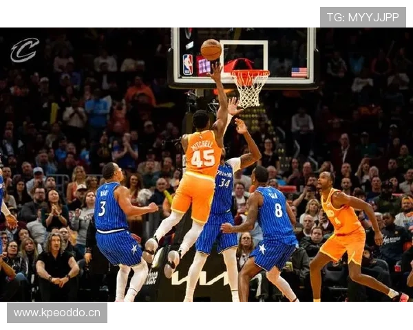 多诺万·米切尔突破提升关键时刻效率 拉开球队进攻差距